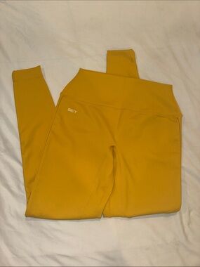 SET Active State Fair Yellow Leggings